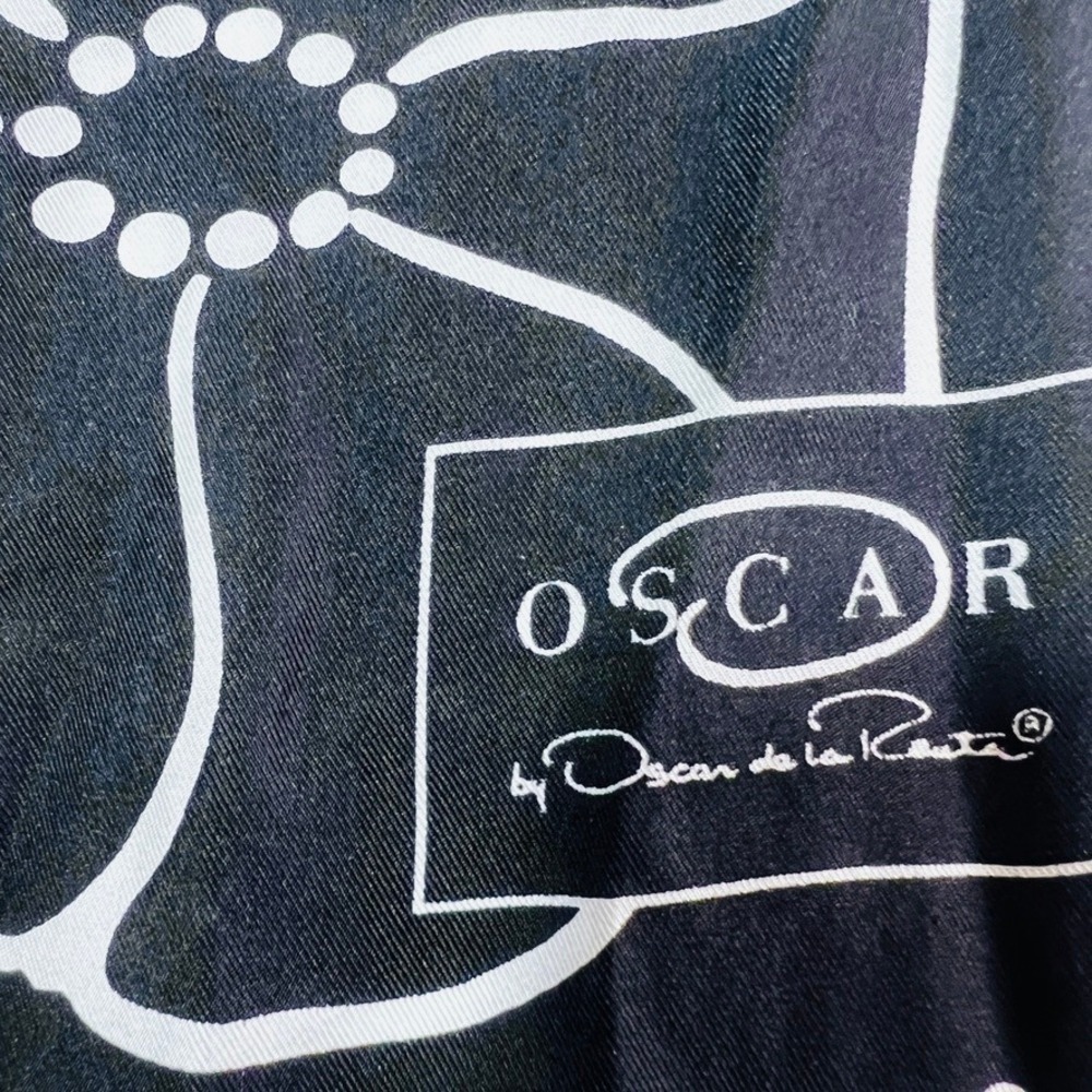 Oscar by Oscar de la renta Scarf Rectangle Floral Dots Black White54X11.5'